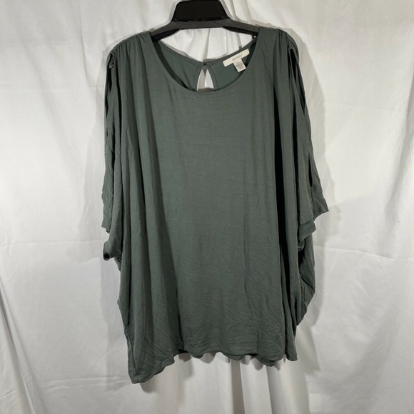 NWT Sejour [ PLUS SZ 2X‎ ] Cutout Sleeve Tee Top in Dark Olive Green - Picture 6 of 12